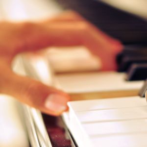 黄猛兽乱伦动漫国产
